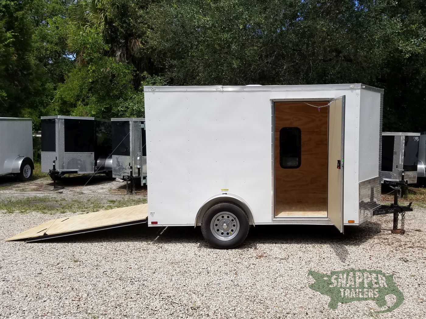 Quality Cargo 6x10 SA Trailer - White, Ramp, Side Door, Extra Height, Window, D-Rings - Image 12
