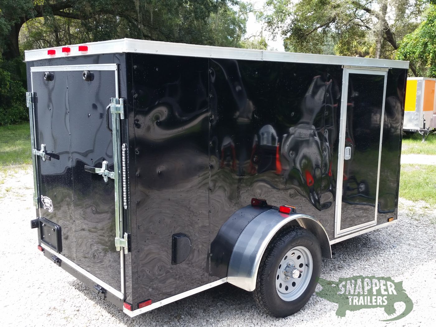 Quality Cargo 5x10 SA Trailer - Black, Ramp, Side Door, Side Vents - Image 10