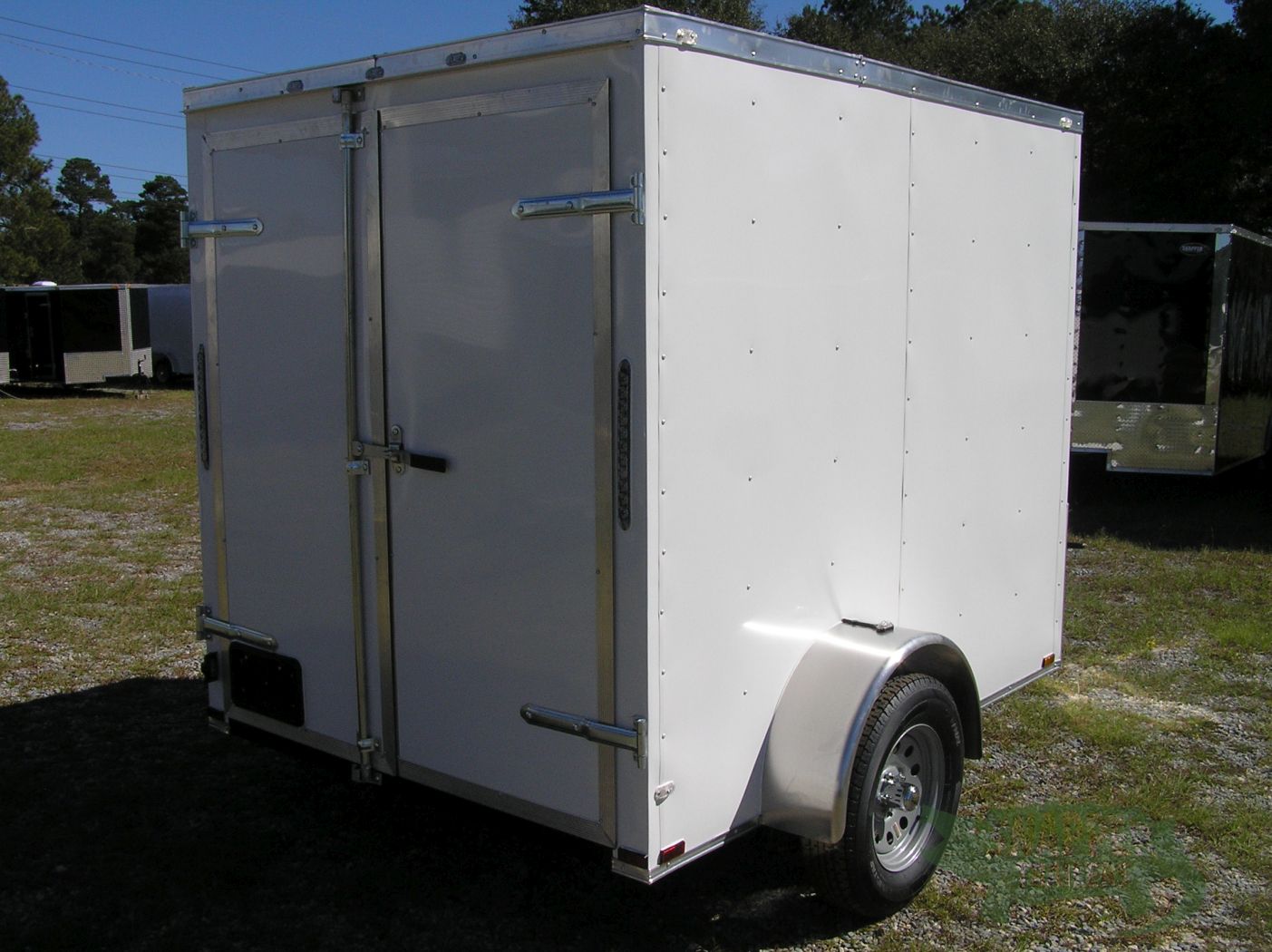 Quality Cargo 6x8 SA Trailer - White, Double Barn Doors, Extra Height - Image 9