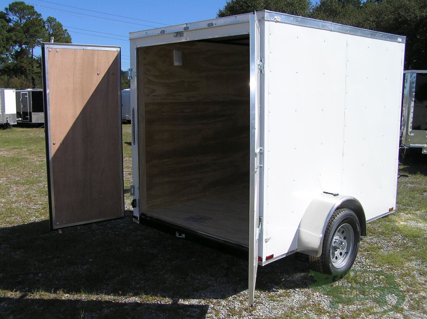 Quality Cargo 6x8 SA Trailer - White, Double Barn Doors, Extra Height - Image 8