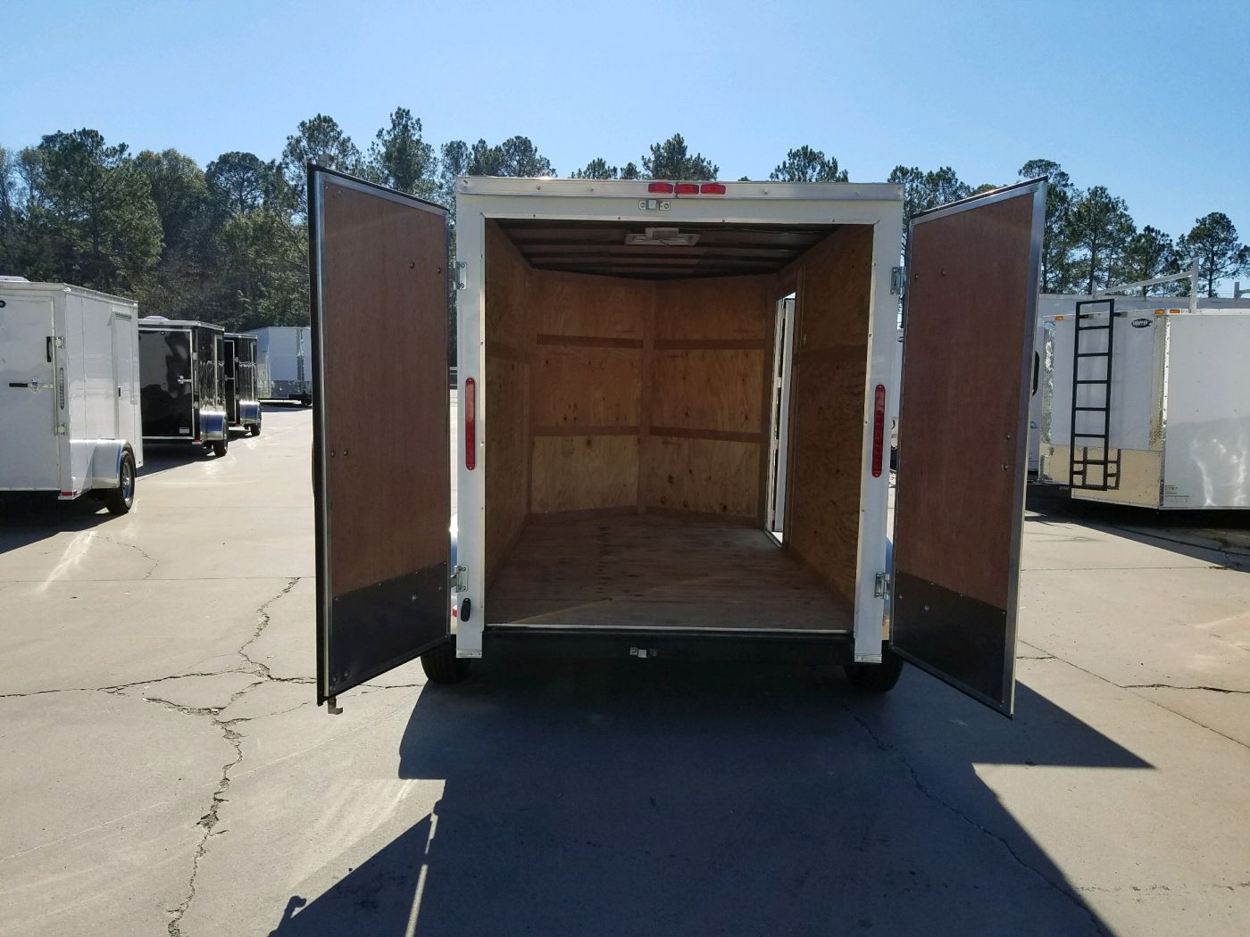 BS 6x10TA2L Wh DD RV plus3 Height Rear Open