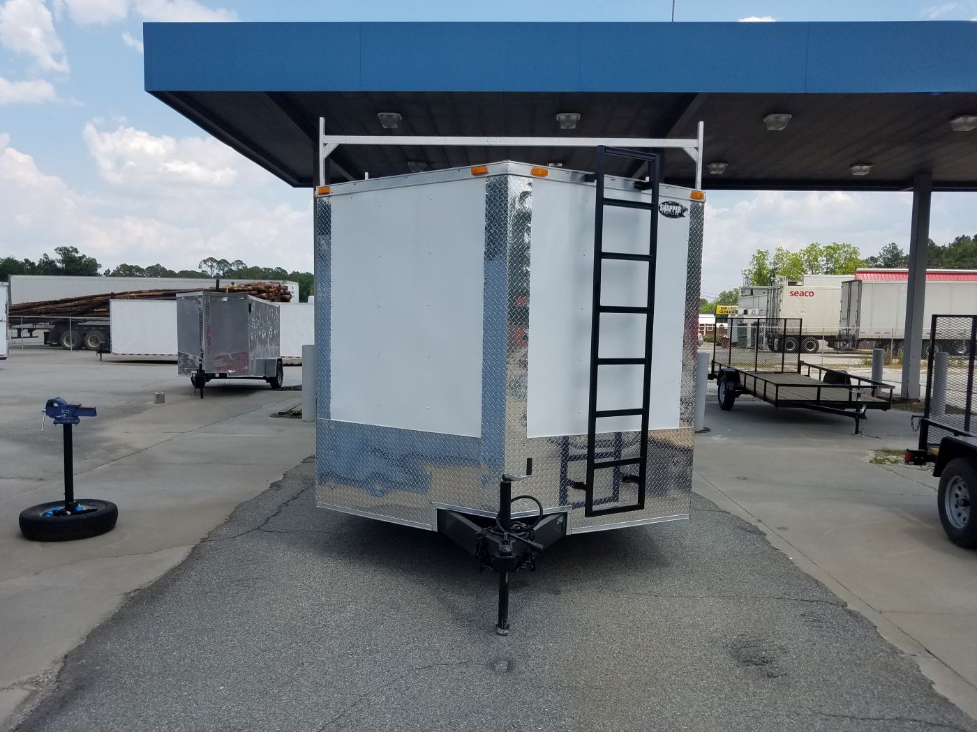 BS 8.5x20TA3L Wh R RV Options 21948 Front