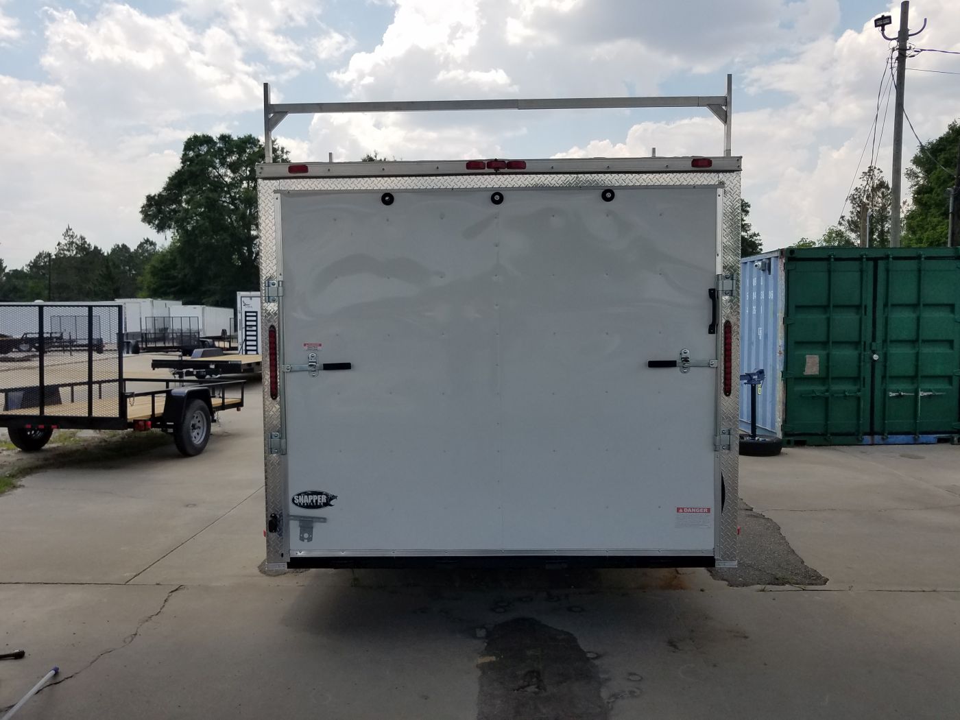 BS 8.5x20TA3L Wh R RV Options 21948 Rear