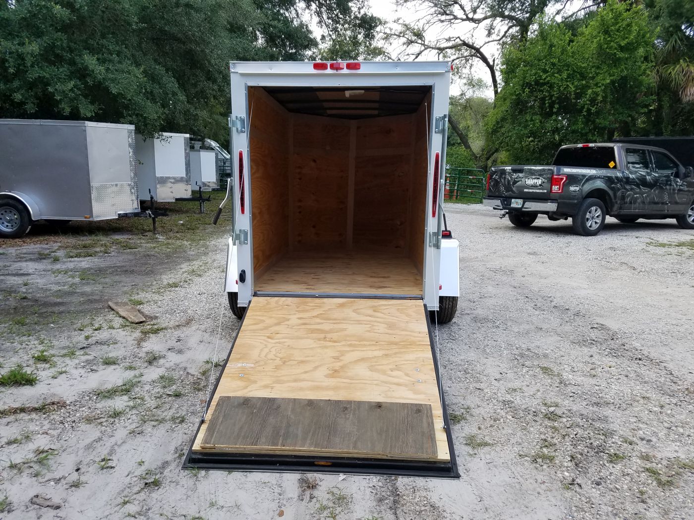 South Georgia Cargo 5x8 SA Trailer - White, Ramp - Image 7