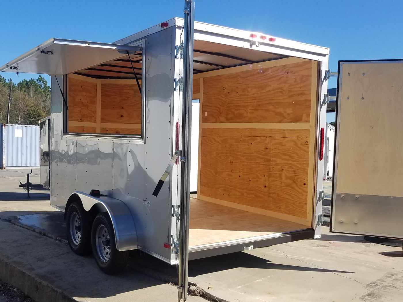 South Georgia Cargo 7x12 TA Trailer - Silver Frost, Barn Doors, Side Door, Concession Door, Extra Height - Image 6