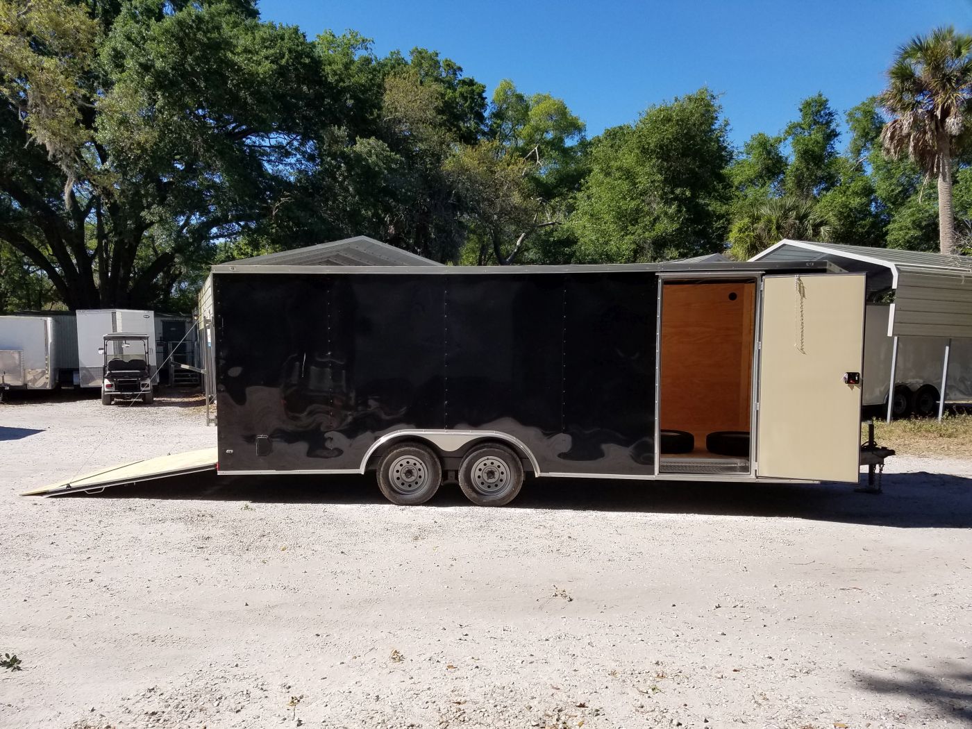 Diamond Cargo 8.5x20 TA Trailer - Black, Ramp, Side Door, D-Rings - Image 3
