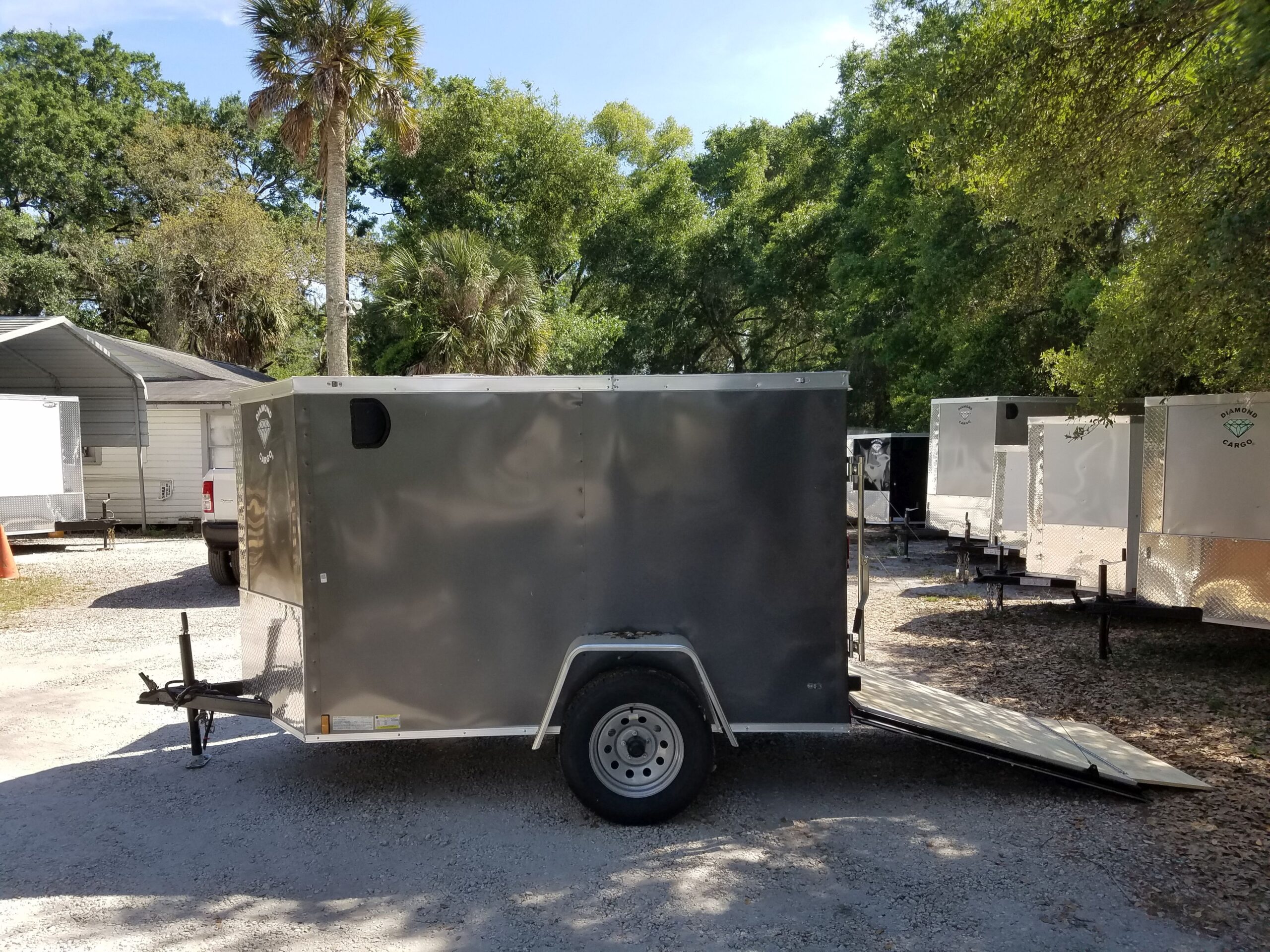 Diamond Cargo 5x8 SA Trailer - Charcoal Gray, Ramp, Side Door - Image 10