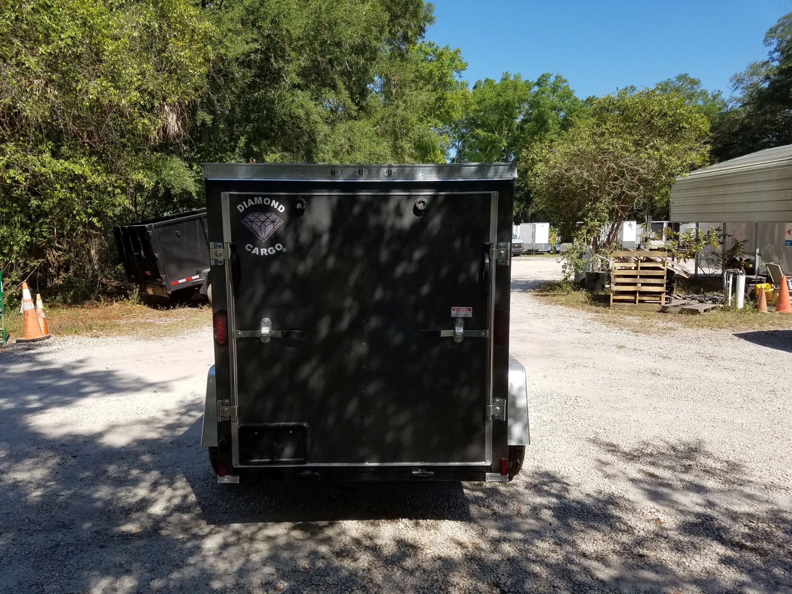 Diamond Cargo 5x8 SA Trailer - Charcoal Gray, Ramp, Side Door - Image 9