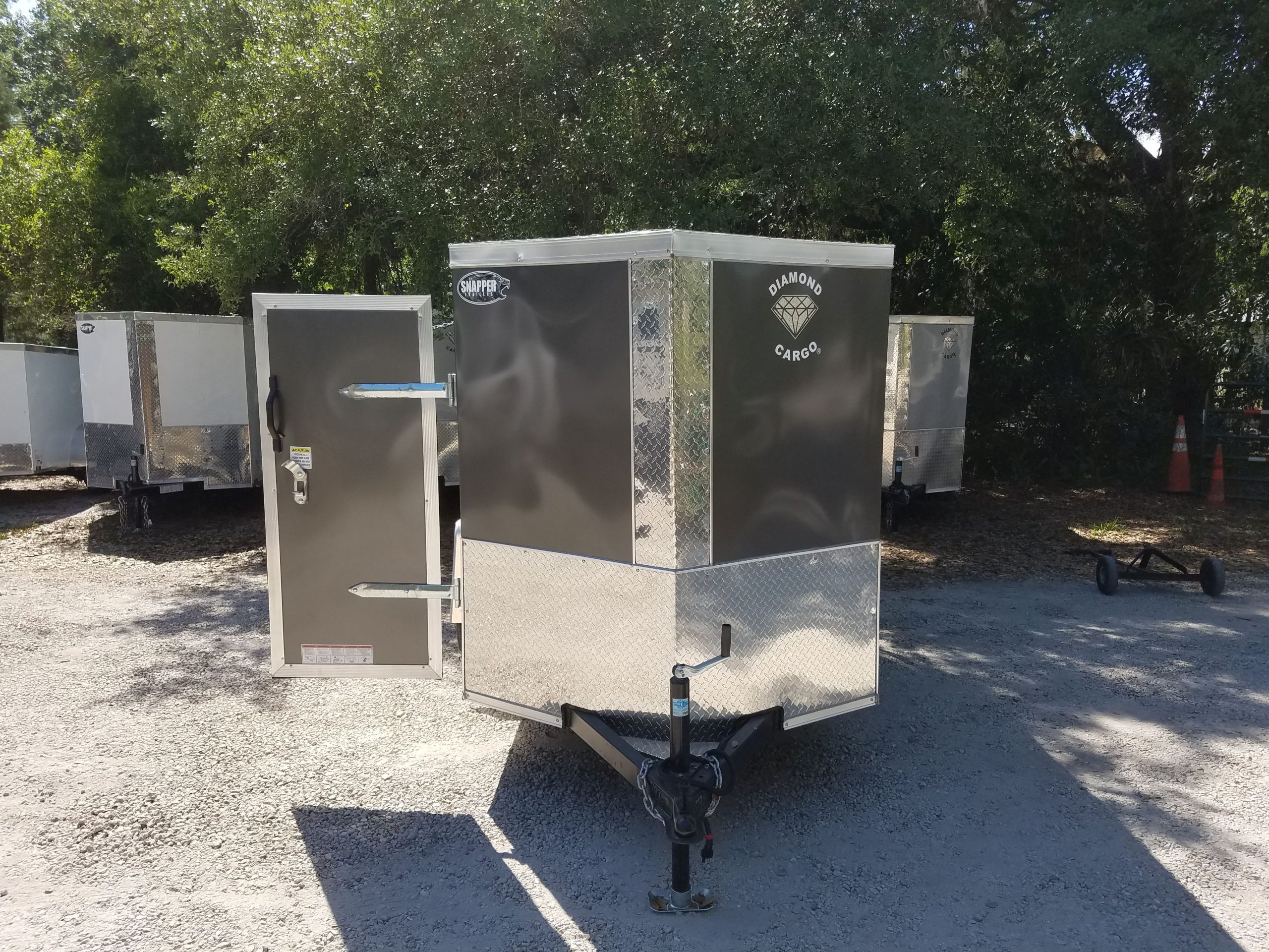 Diamond Cargo 5x8 SA Trailer - Charcoal Gray, Ramp, Side Door - Image 18