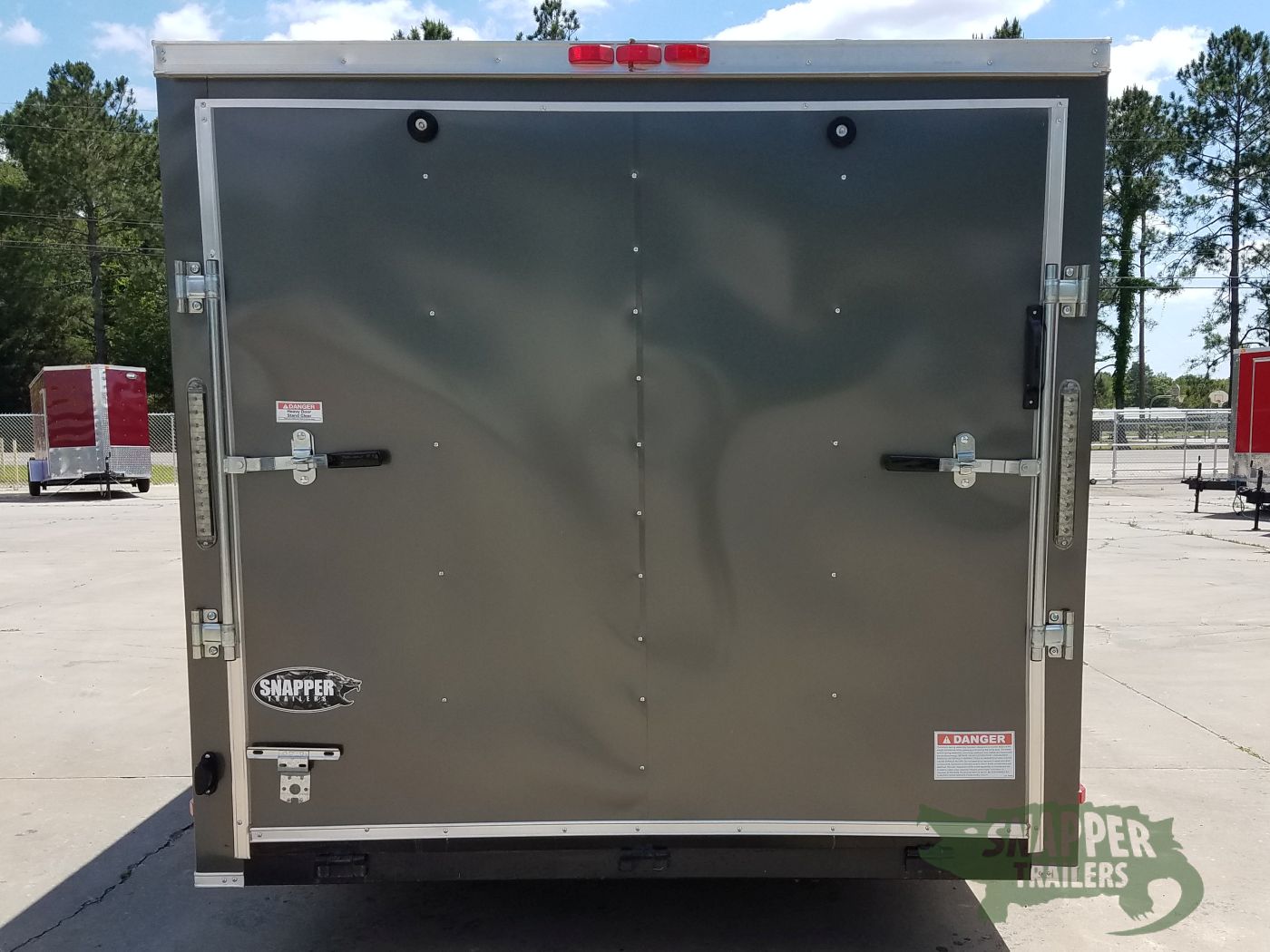 South Georgia Cargo 7x12 SA Trailer - Charcoal Grey, Ramp, Side Door, Black ATP, D-Rings, Stab Jacks - Image 10